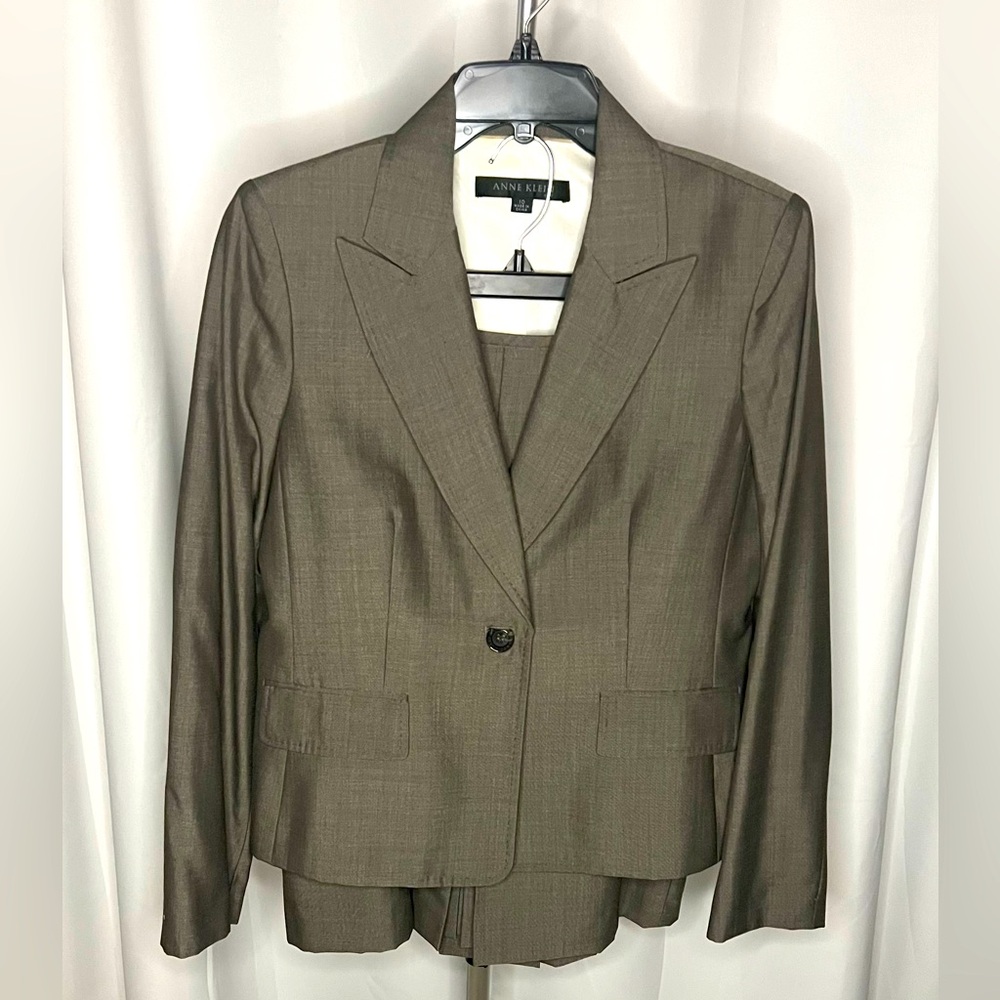 Ann Klein blazer and skirt set